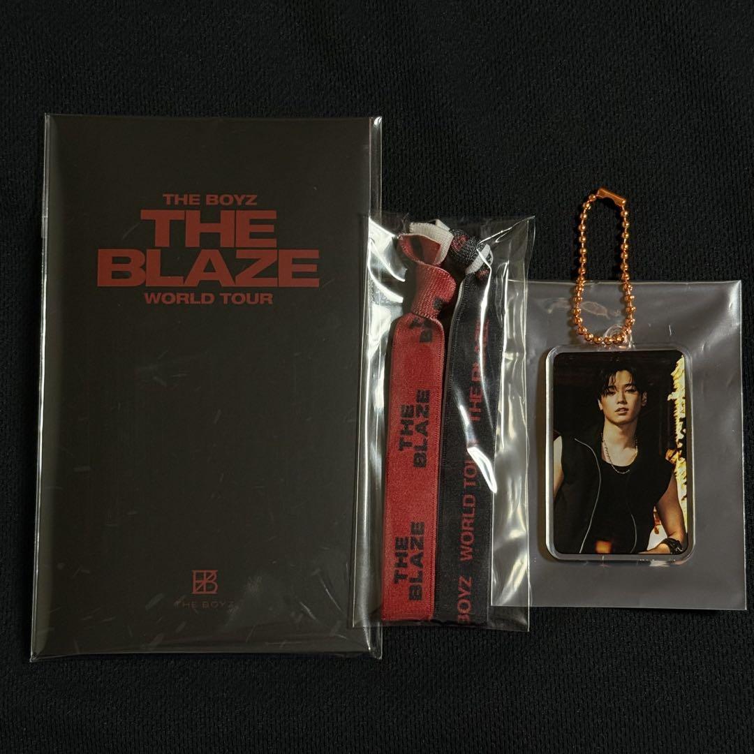 

[USED] THE BOYZ Juyeon Acrylic Keychain THE BLAZE