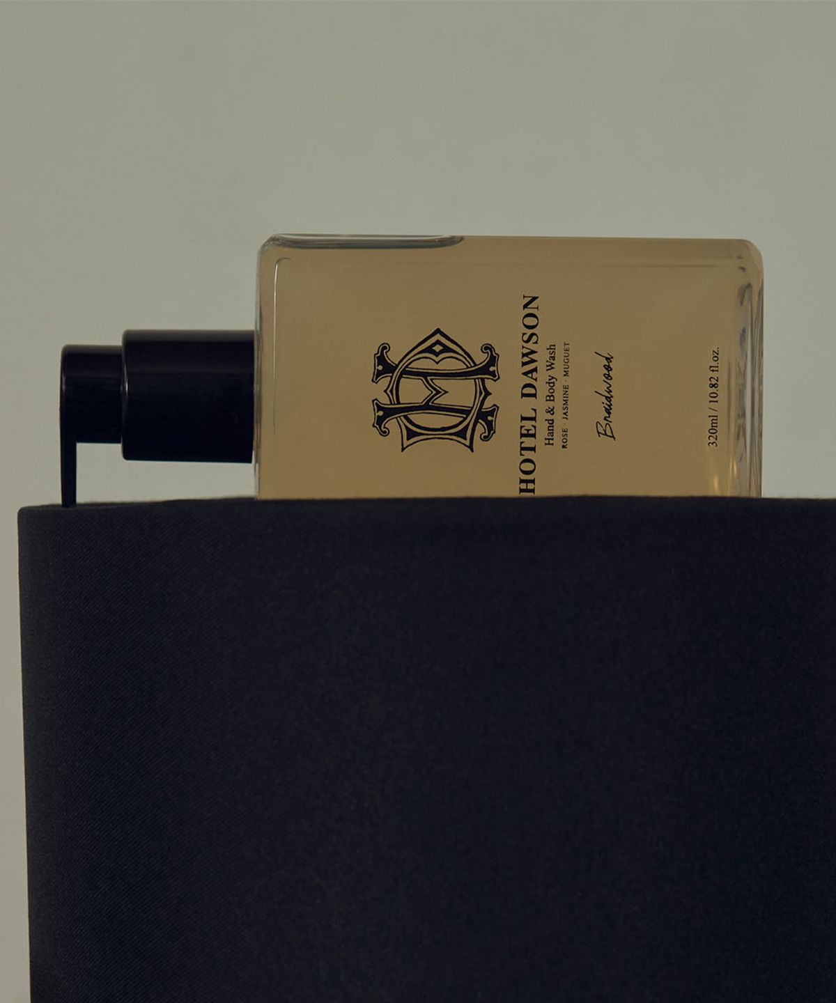 Hotel Dawson Braidwood Hand & Body Wash 320ml Floral Scent