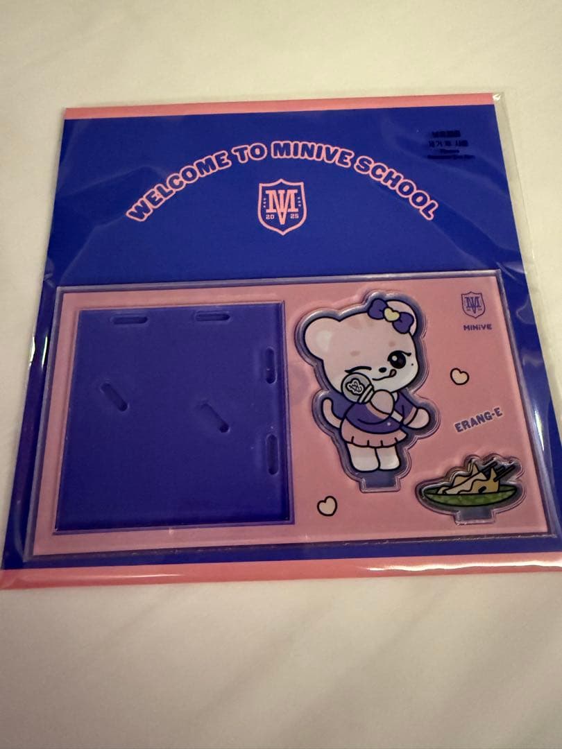 

[USED] Busan Limited Edition MINIVE Iso Diorama Stand