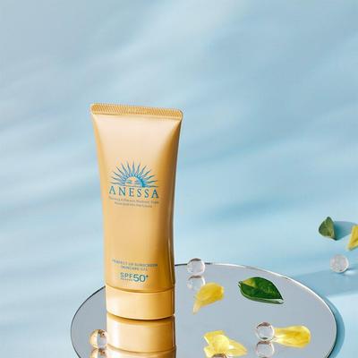Prodotti per la cura del corpo – Creme solari e abbronzatura