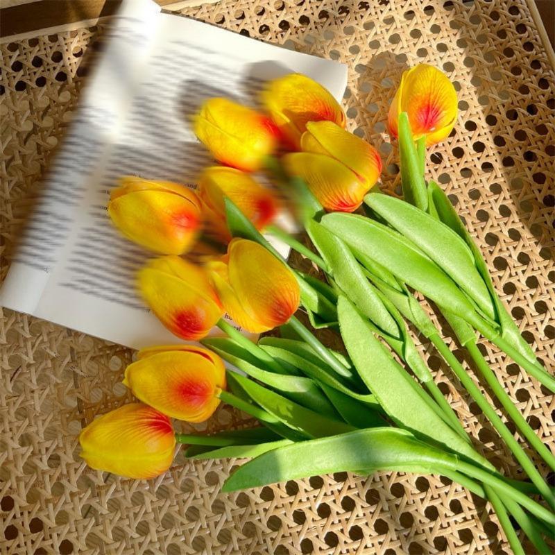 1-20Pcs Tulip Flowers Artificial Tulip Bouquet PE Foam Fake Flower for Wedding Ceremony Decor Home Garden Bouquet Decoration