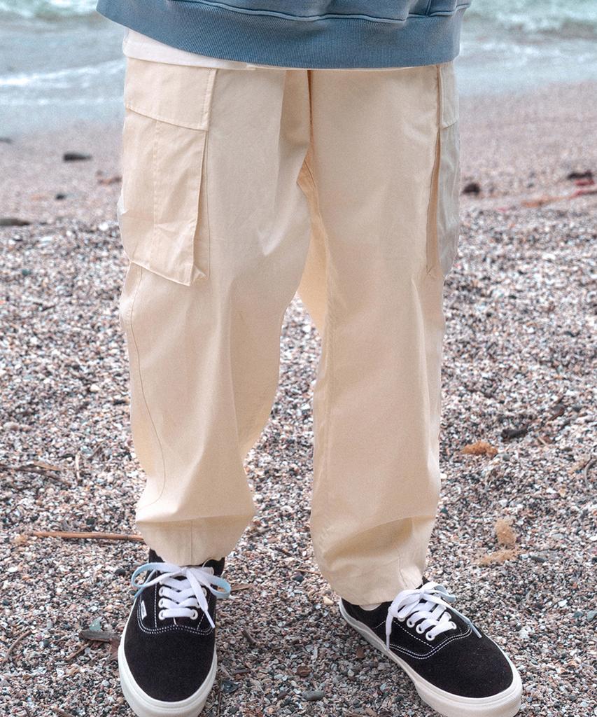 MIDNIGHT12AM Wide Tapered Cargo Pants - Cream