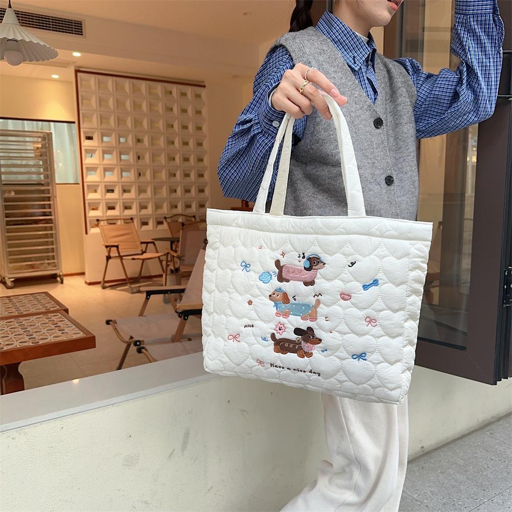 Cute kitten embroidered handbag Korean ins quilted tote bag women's shopping bag mommy bag