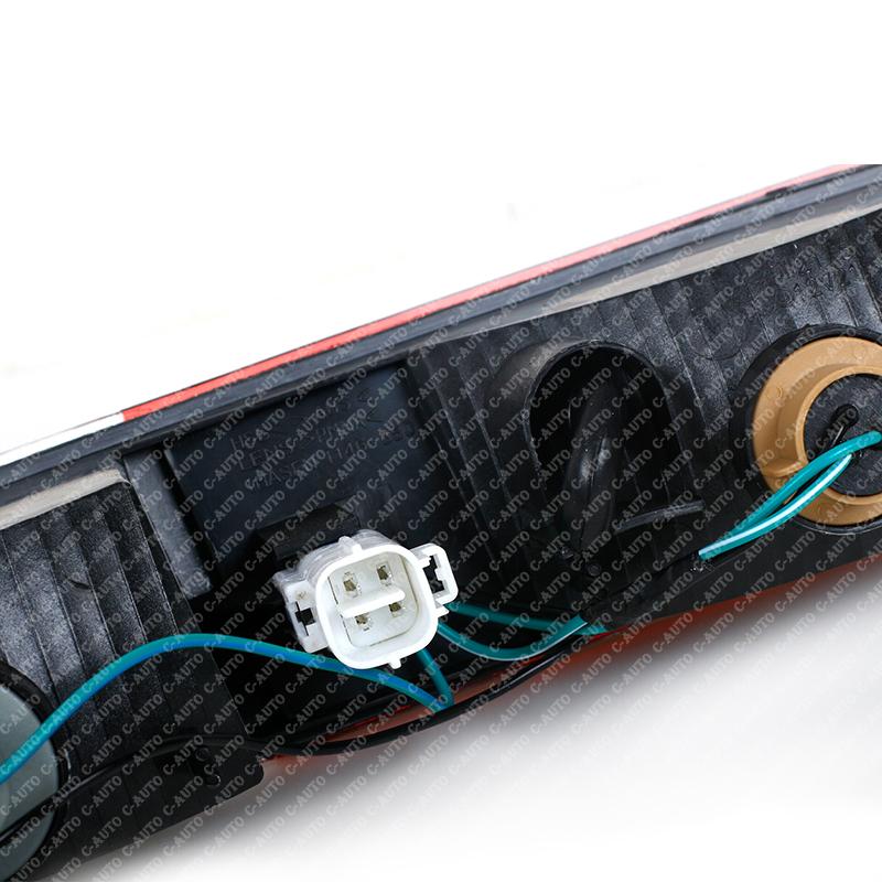 For Mitsubishi Pajero Montero V73 V75 V77 2003-2007 Car Rear Bumper Brake Light Tail Turn Signal Reflector Lamp With