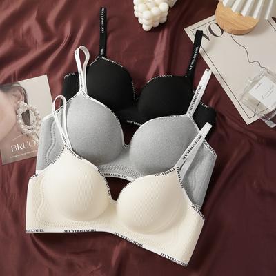 1/3 STUKS Meisjes Dikke Spons Cup BH Push Up Zacht Katoenen Ondergoed Vrouwen Naadloos Lingerie Vrouwelijk Draadloze Bralette