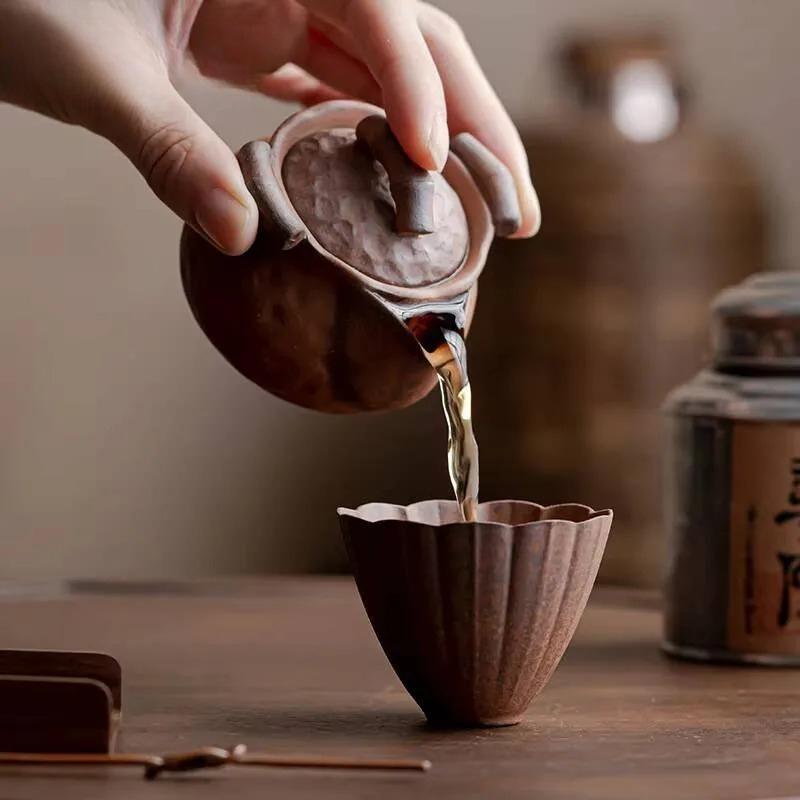 Handmade Rough Old Rock Mud  Teapot Boutique Small Size Pot Tea Maker Kettle with Ball Hole Chinese Tea for Tea Ornaments Gifts