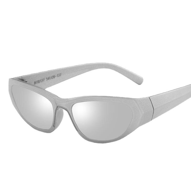 New  Punk Sunglasses Women Goggle Y2k Luxury Brand Sun Glasses 2000'S Shades Eyewear UV400 Female Designer Eyeglasses