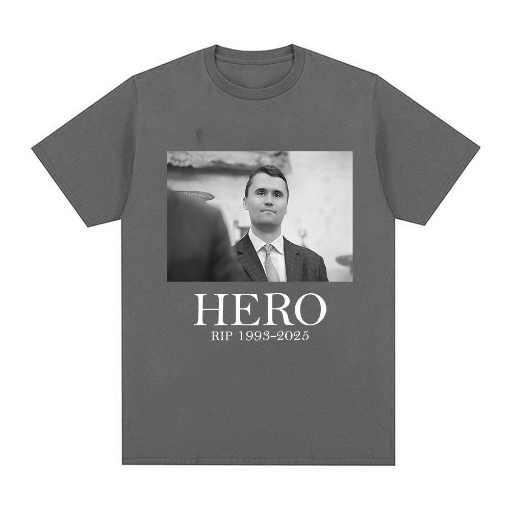 

Rest in Peace Charlie Kirk 1993-2025 Graphic T Shirts Men s Vintage Oversized Cotton O-Neck Clothing Short Sleeve T Shirt Summer 4XL