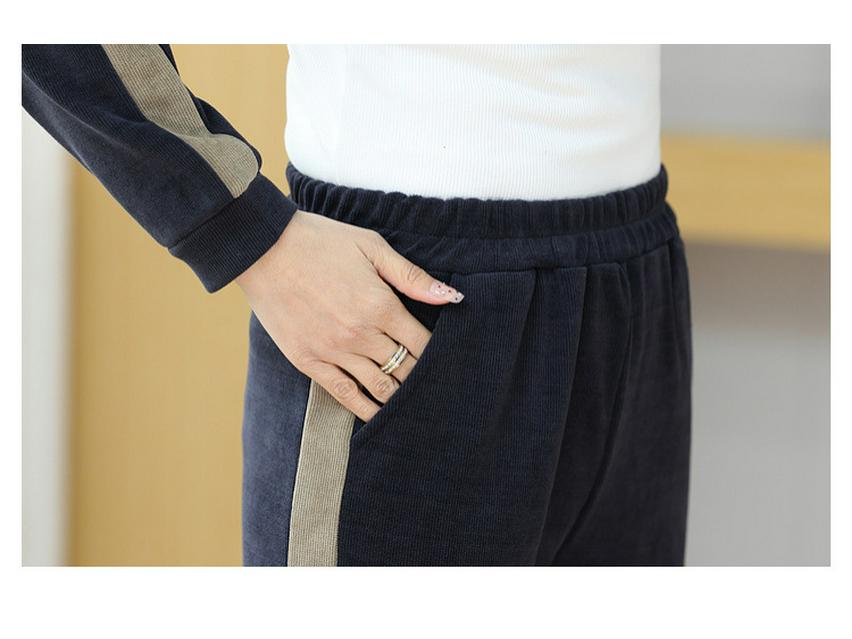 Mom's 2025 Spring & Autumn Casual Sportswear Set - Middle-Aged Women's Two-Piece Outfit