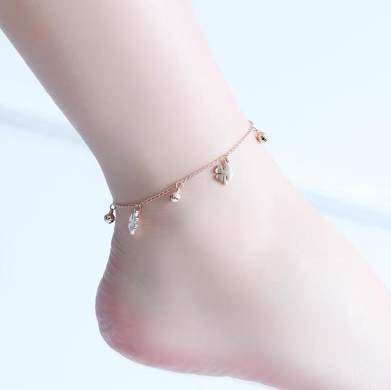 Four-Leaf Clover Bell Anklet Female Sense Of Senior Sense Of New Tide Titanium Steel Foot Chain