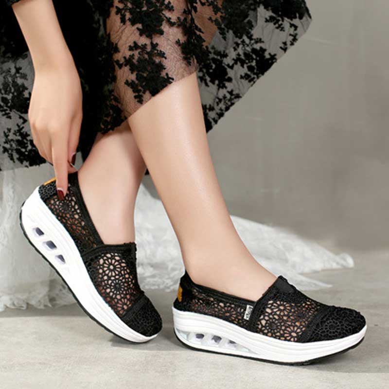 Mote Blonder Overdel Dame Fritidssko Sommer Mesh Sportssko Mote Blomst Hul Tyk Såle Sneakers Luftpute Strandsko