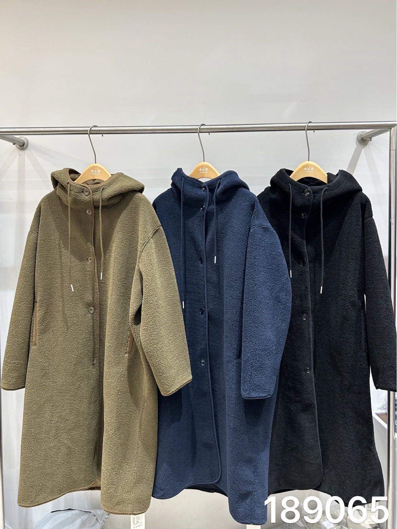 

Original Winter Korean Plus Size Faux Lamb Wool Hooded Coat One Size