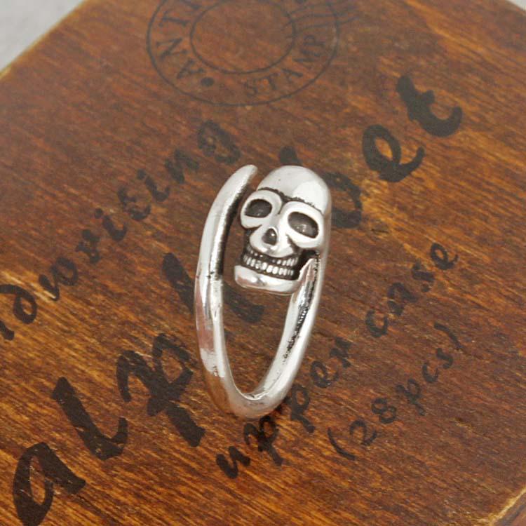Retro Men's Punk Skull Creative Exaggerated Women's Hand Jewelry Open Ring