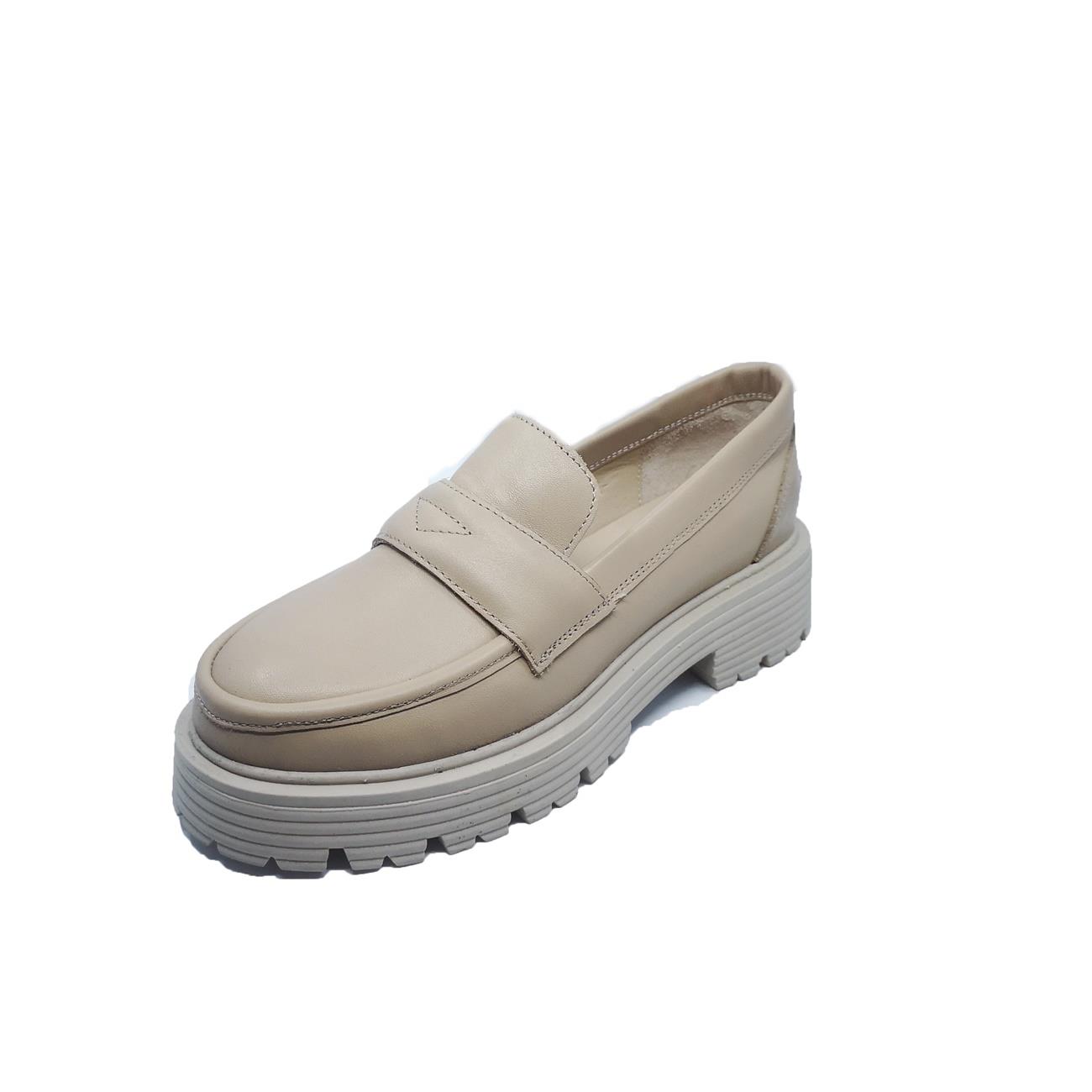 

Женские кожаные лоферы Janest 118-28910
