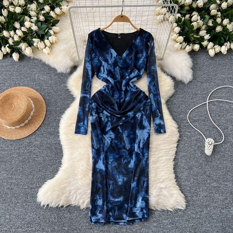 

Взрослая Леди как Женщина Нарядная Женская Одежда Платье Интригующее Со сборками Стройнящее Темперамент Длинный Рукав Сетка Цветочный Принт Юбка на Бедра Blue All yards