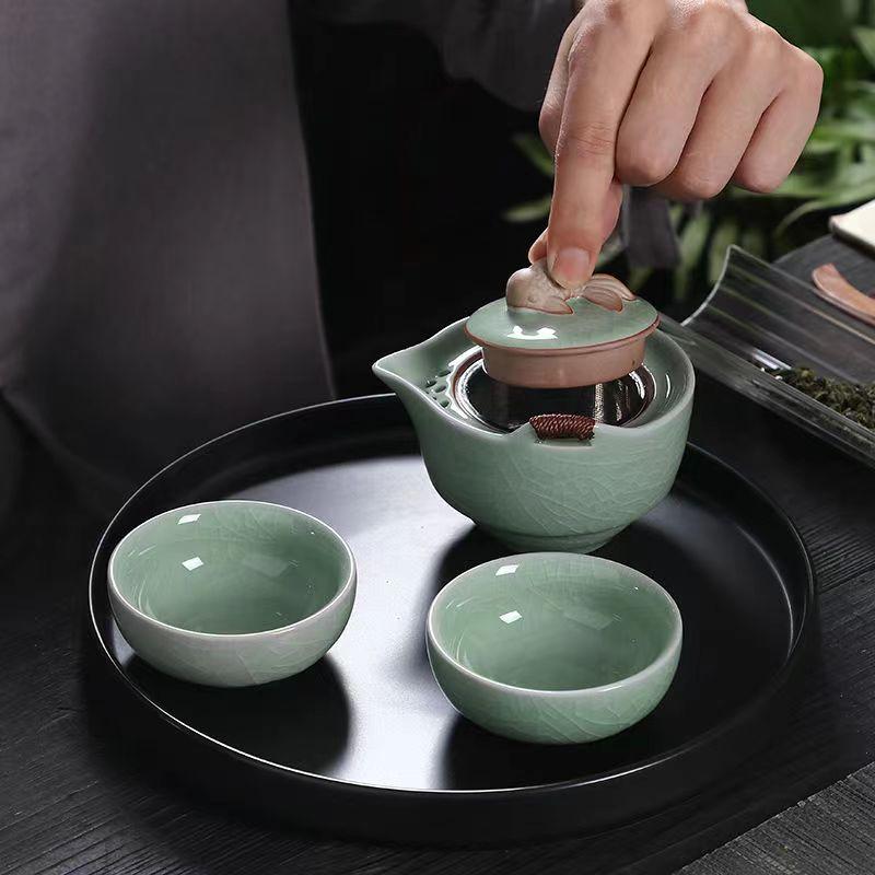 Přenosná keramická cestovní čajová sada Ge Kiln 1 čajová konvice 2 šálky Čajová souprava pro montáž do auta Gaiwan Šálky a hrnky Yixing Konvice Roztomilý hrníčkový hrnec