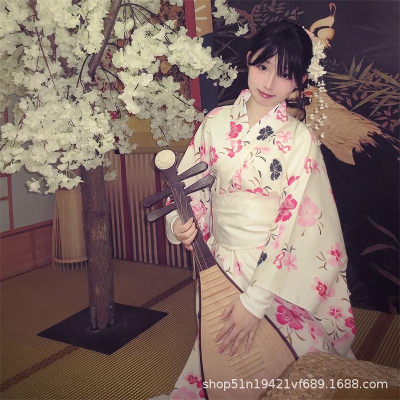 Set di Abbigliamento Fotografico Kimono e Yukata Giapponesi Retrò