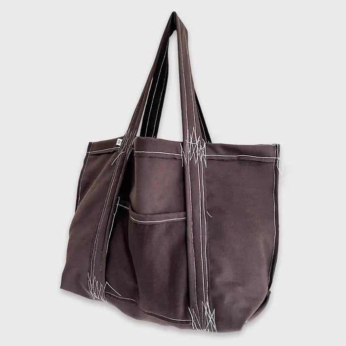 O Logo Drawing Stitch Bag / Brown