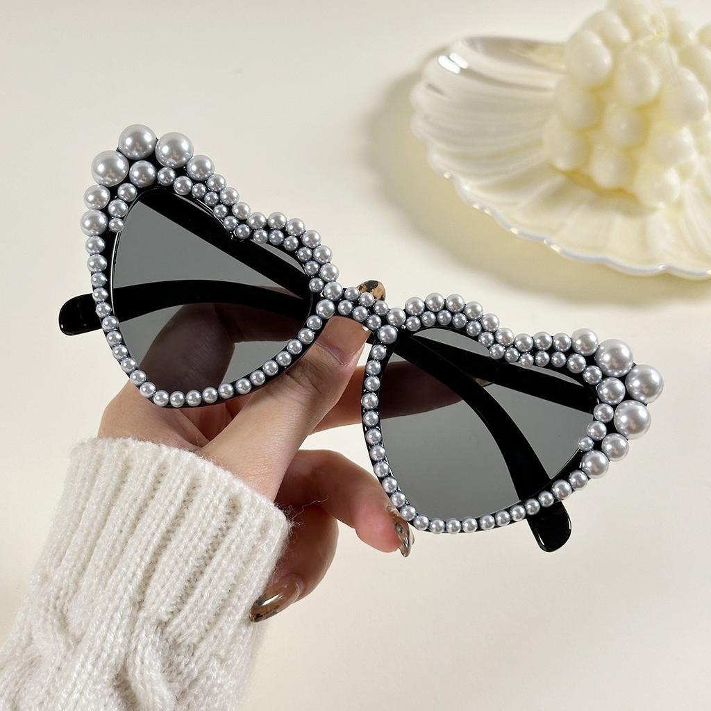 Large Frame Love Inlaid Pearl Sunglasses Peach Heart Party Dance Sunglasses Women'S Photo Sunglasses