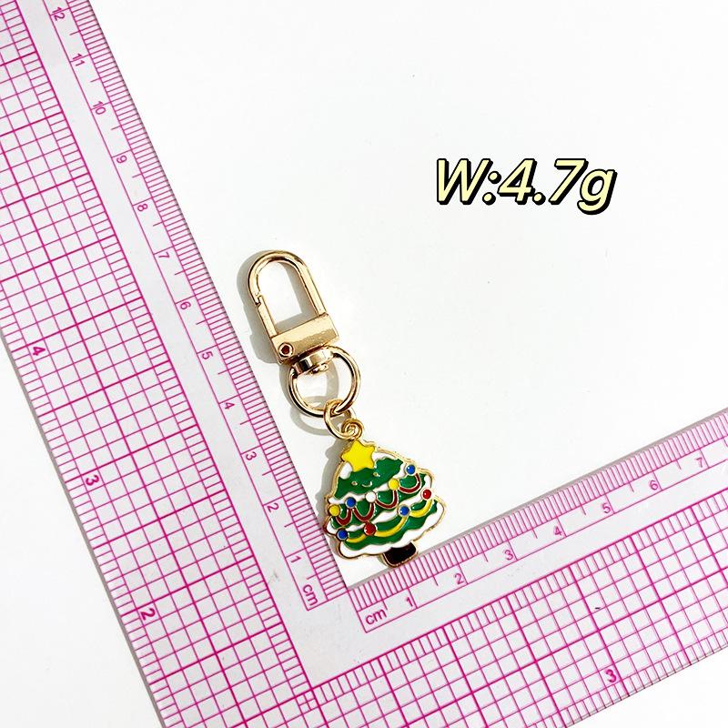 Santa Claus Tree Keychain Women's Ornament: Christmas Pendant for Car, Backpack, or Small Gift