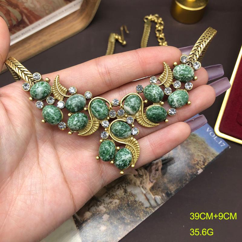 Vintage Design Copper Chain Made Old Gold Qinghai Green Turquoise Lapis Lazuli Necklace Stud Earrings Set Elegant Versatile Jewelry