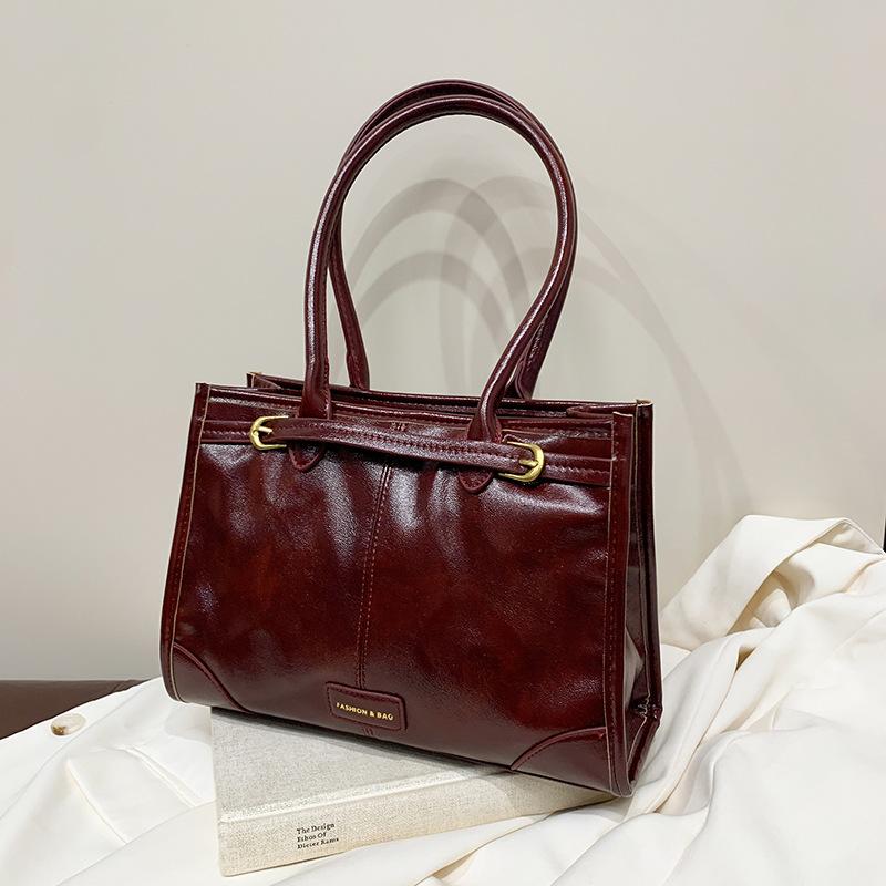 Large Capacity Retro Tote Bag for Women  New Autumn and Winter Soft Leather Underarm Bag Texture Fashionable Shoulder Bag