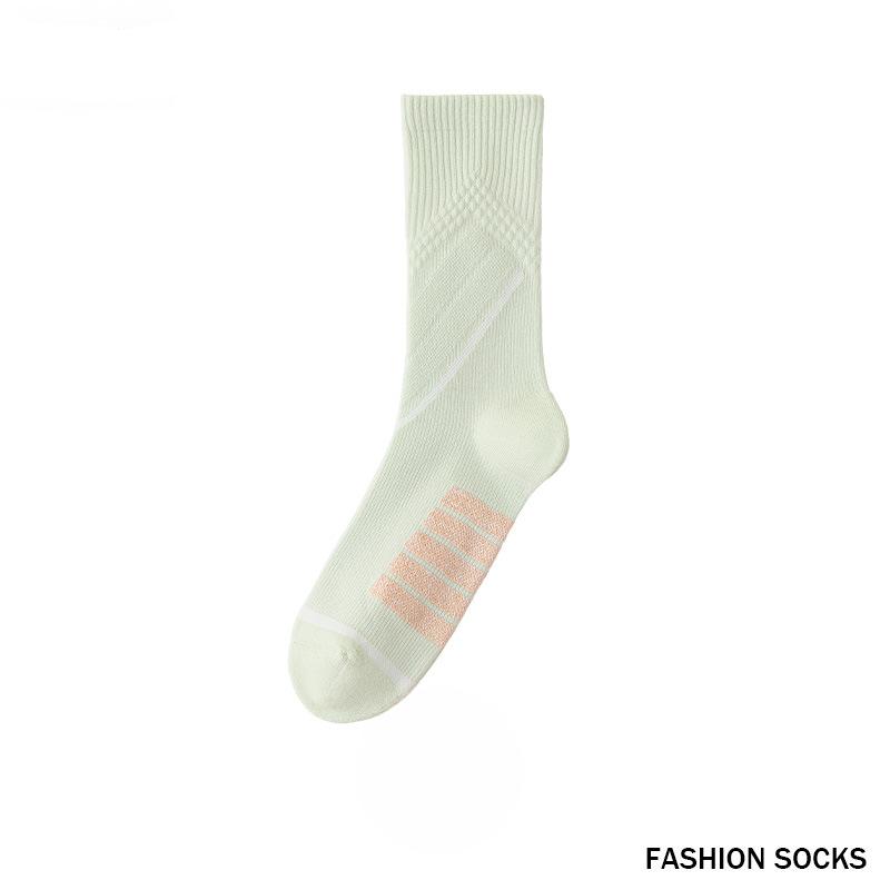 

Female Spring and Autumn Yoga Fitness Running 10A Antibacterial Deodorizing Towel Bottom Boneless Non Slip Socks 1 pair светло-зеленый