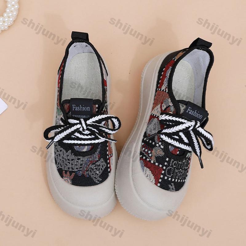 Women Sneakers 2025 Autumn New Comfortable Height Increase Lace Up Casual Shoes Round Toe Outdoor Non Slip Canvas Shoes