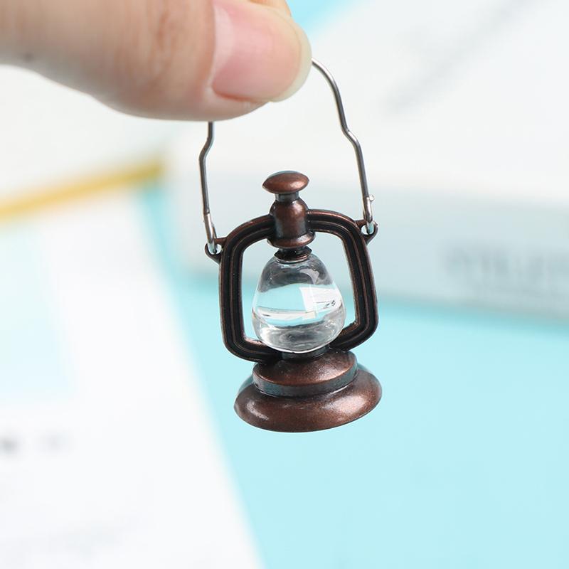 1PC/5PCS Dollhouse Miniature Christmas Park Street Lamp Doll Streetlight Decor Mini Garden Landscape Village Decoration DIY Toys