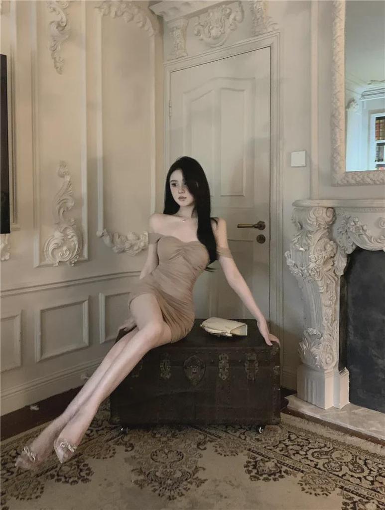 2024 Women's Pleated Waist Slimming Suspender Dress