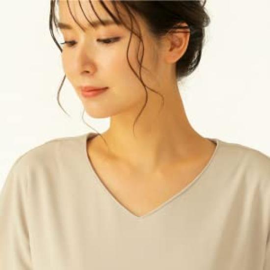 egneL Made In UV Yoga and Gym Wear with Cool and Comfortable Size Women's V-Neck Top, Japan, Antibacterial, Odor-Resistant, Sweat-Wicking,