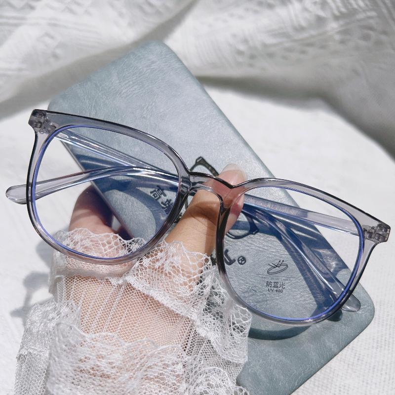 Retro Square Glasses Ultra-light Glasses Anti-blue Light Flat Glasses Female Fashion Exquisite Casual Glasses