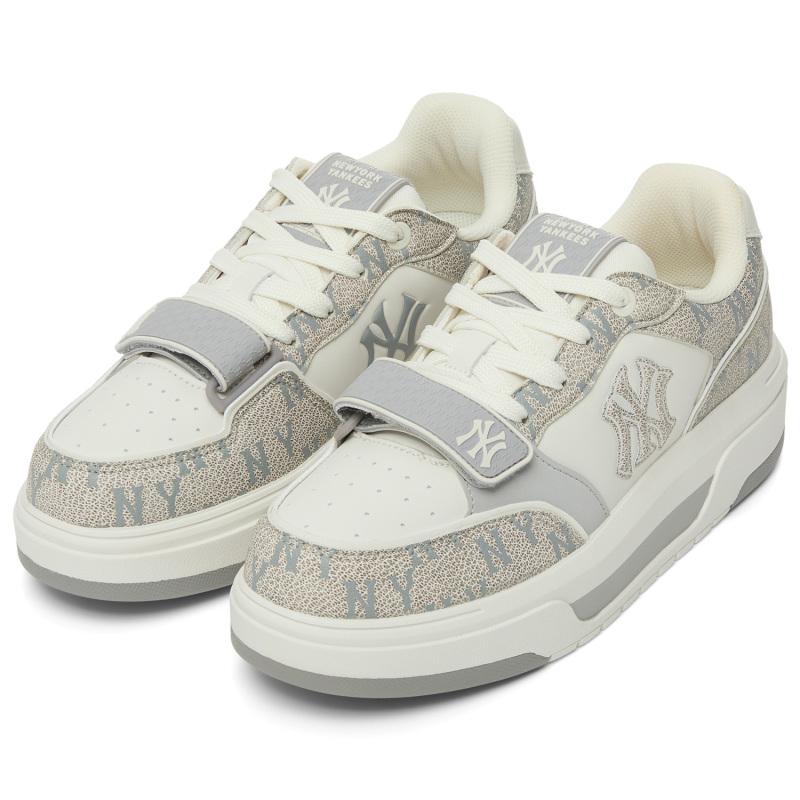 MLB New York Yankees Slip Resistant Abrasion Resistant Low top Skateboard Shoes Unisex Gray Sneakers 3ASXP025N-50GRS