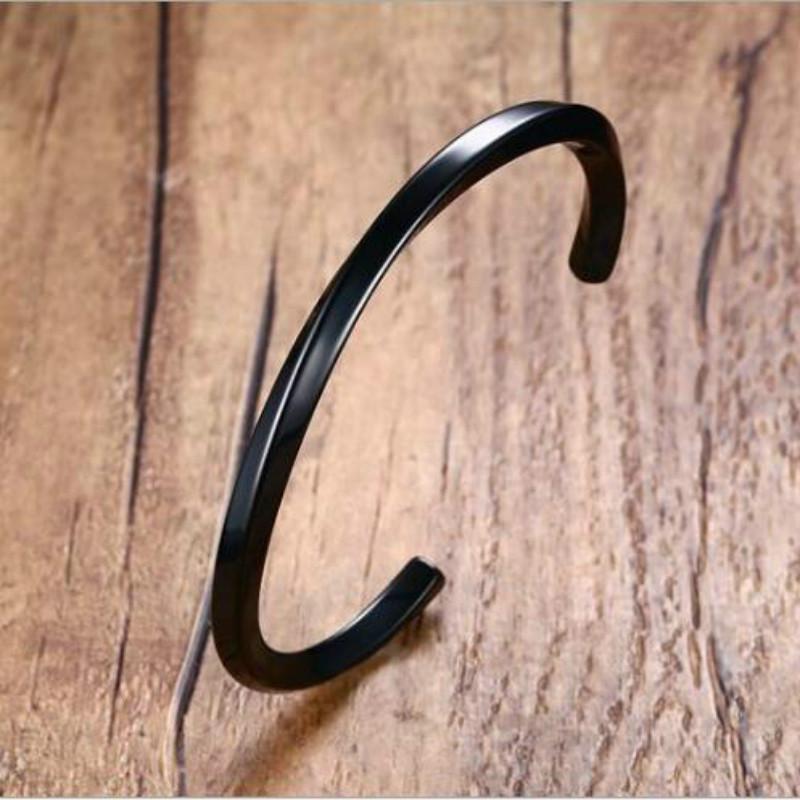 4MM Rustfritt stål C-formet Tvistet Åpent Armbånd for Kvinner