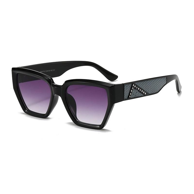 Modern Classic Unisex Sunglasses Luxury Square Crystal UV400 Protection Vintage Designer Eyewear for Men Women