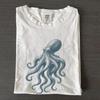 Koszulka z ośmiornicą w stylu vintage, Koszulka z morskim życiem, Koszulka z retro grafiką ośmiornicy, Koszulka Comfort Colors Natural, Prezent dla miłośnika oceanu
