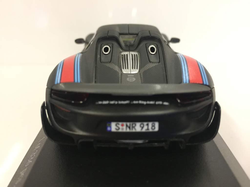 Minichamps Porsche 918 Spyder Weissach Package 2015 Martini Stripe 1/43