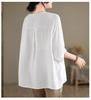 Women's Retro Cotton Linen Plus-Size Summer T-shirt with Loose Seven-Sleeve Design