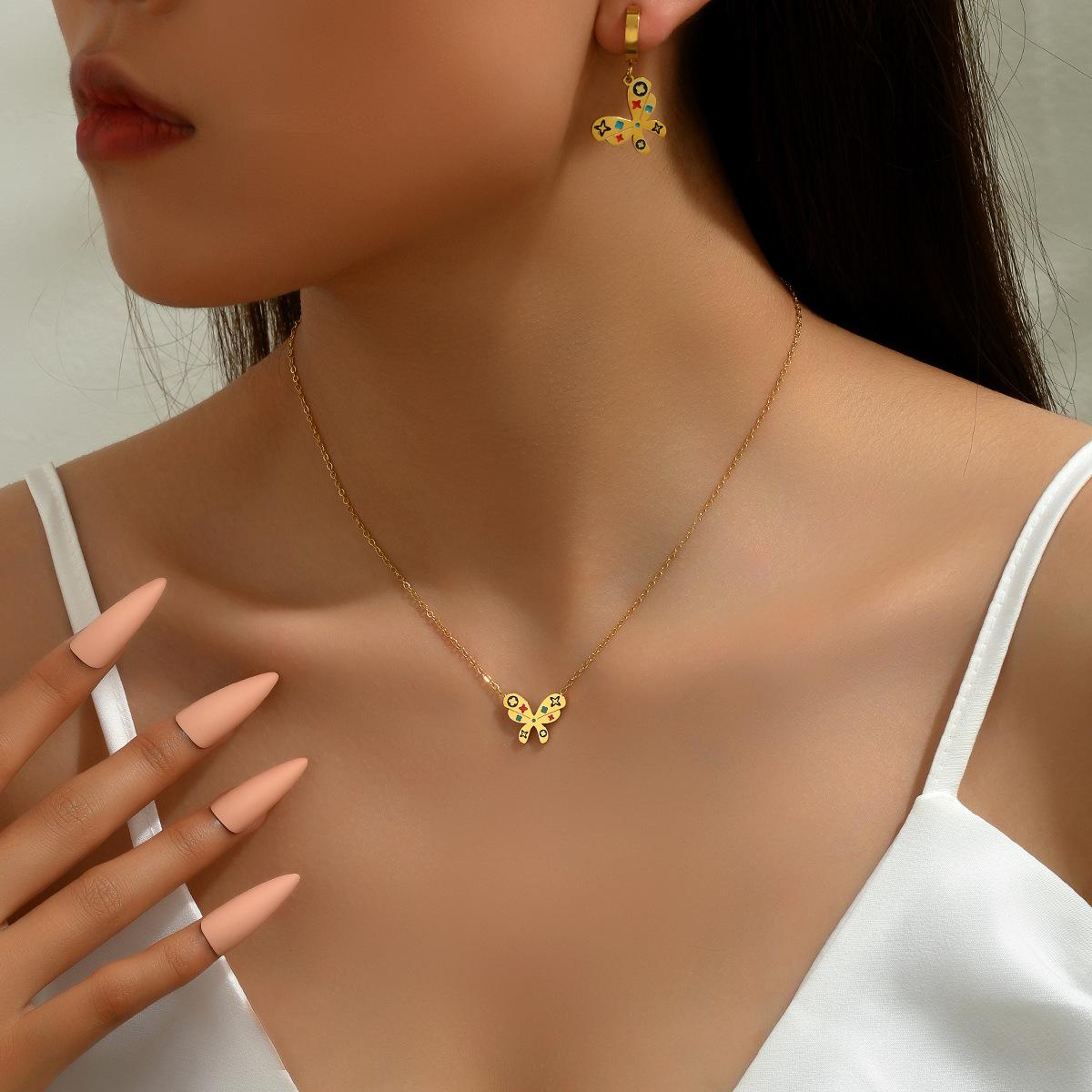 

Аксессуары Персонализированный набор серьги-ожерелье Нишевый дизайн с капельным маслом и бантом Цепочка на ключицу Серьги Серьги