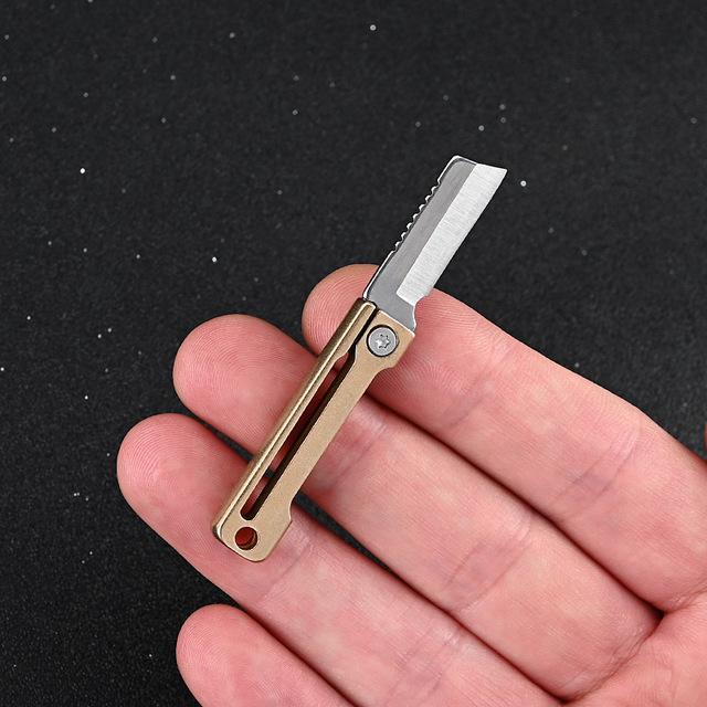 Stainless Steel Mini Folding Knife Keychain EDC Pocket Knives Utility Portable Courier Unboxing Knife Outdoor Survival Tools