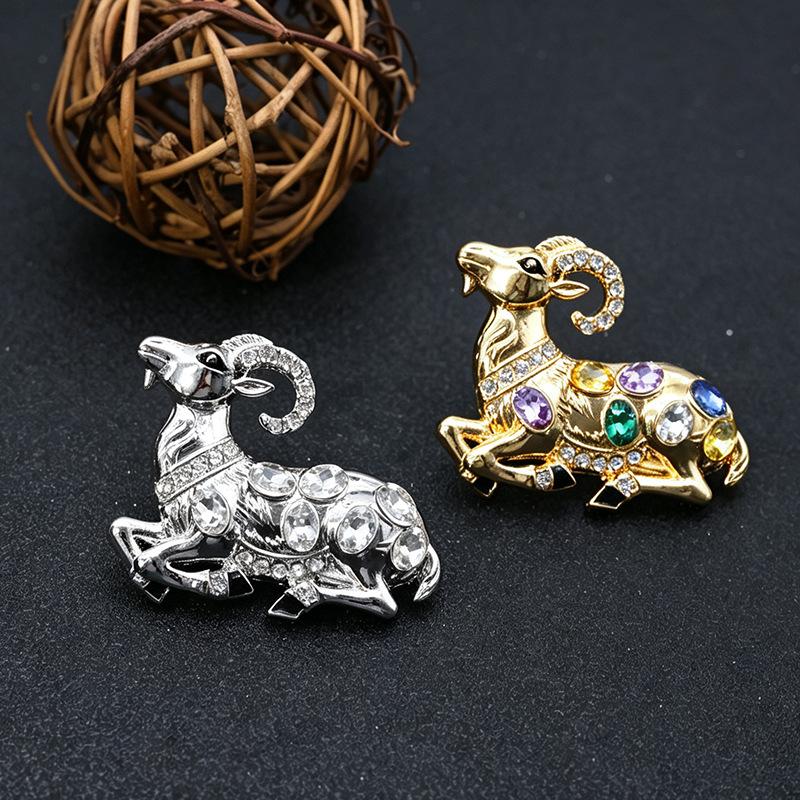 Year of The Sheep Goat Rhinestone Brooch Unisex Shiny Fashion Pin Beautiful Jewelry for Women Clothing Accessories