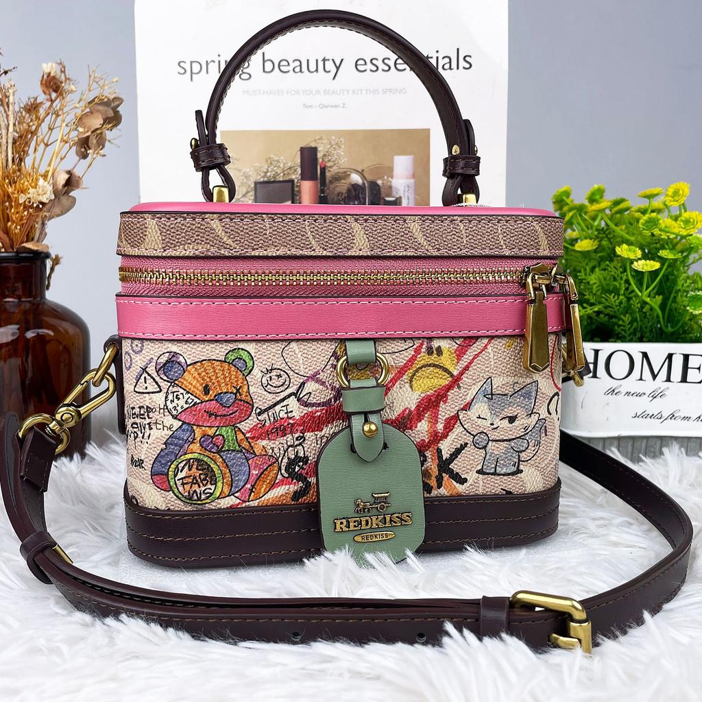 Popular Graffiti Contrast Box Bucket Bag 2025 New High-end Niche Handbag Shoulder Crossbody Women's Small Bag