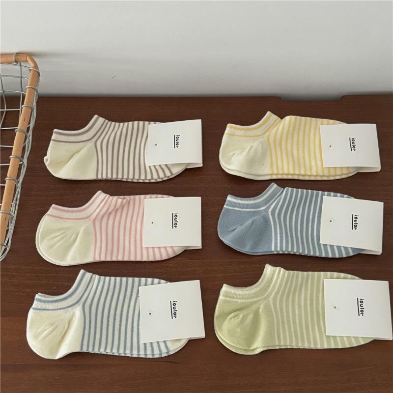 Female Summer Stripe Simple Socks Do Not Fall with Boneless Sweat Absorption Breathable Small Fresh Socks