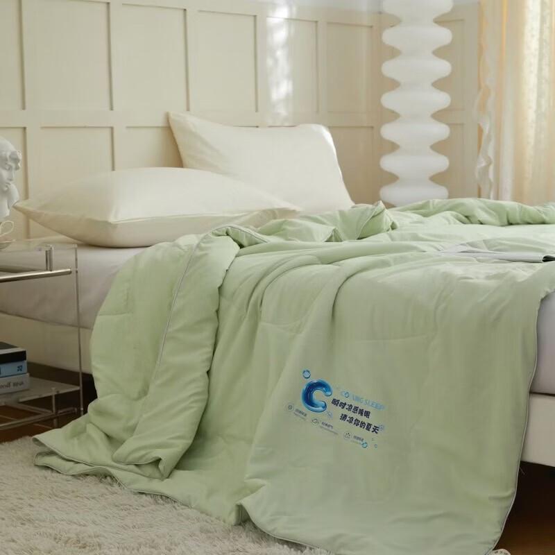 Hodo Silk-like Cooling Summer Quilt