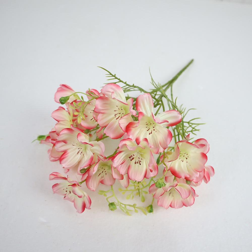 New Silk Cloth Fake Flower DIY Floral Materials Soft Flower Bouquet Realistic Chrysanthemum Valentine's Day Gift