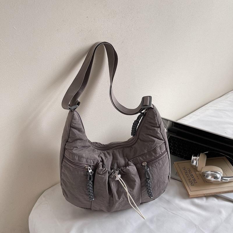 Girls Fresh Casual Fashion Tote Bag Large Capacity Commuter Messenger Bag Pleated Drawstring Lightweight Women's Shoulder Bag