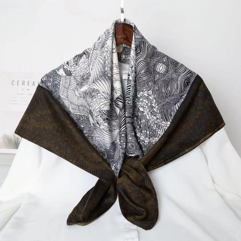 Black and White Animal Print Faux Silk Twill Scarf - 90x90CM Autumn/Winter Shawl for Women