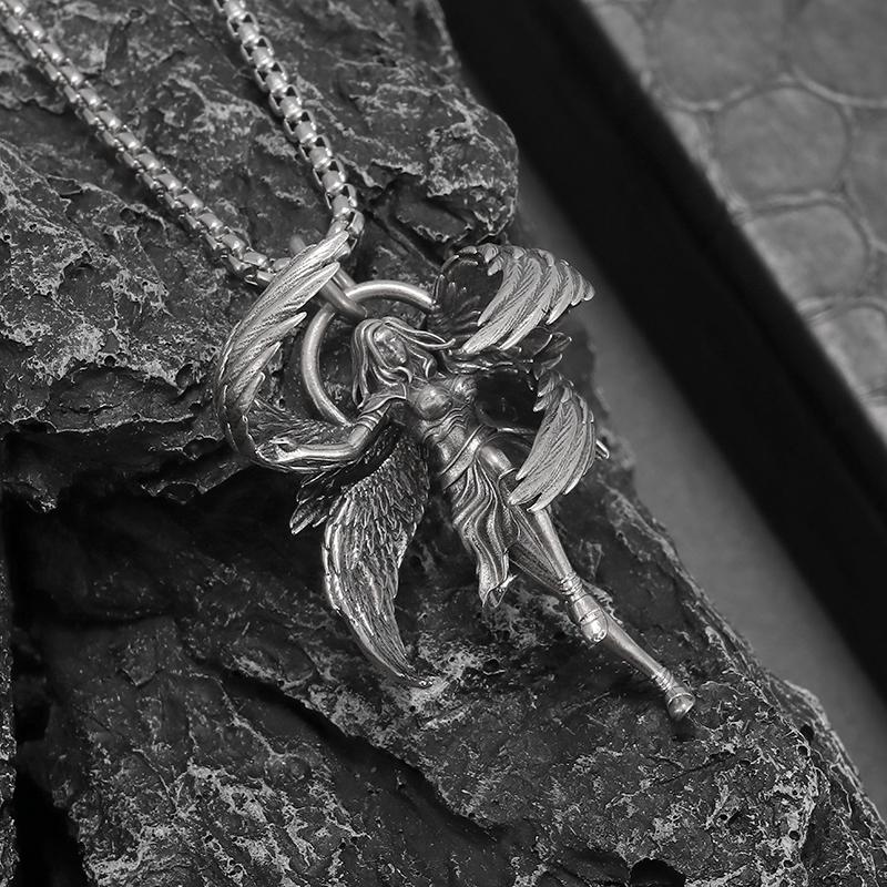 Fashion Trendy Personality Versatile Punk Style Sexy Domineering Four-Winged Goddess Pendant Necklace for Men and Women
