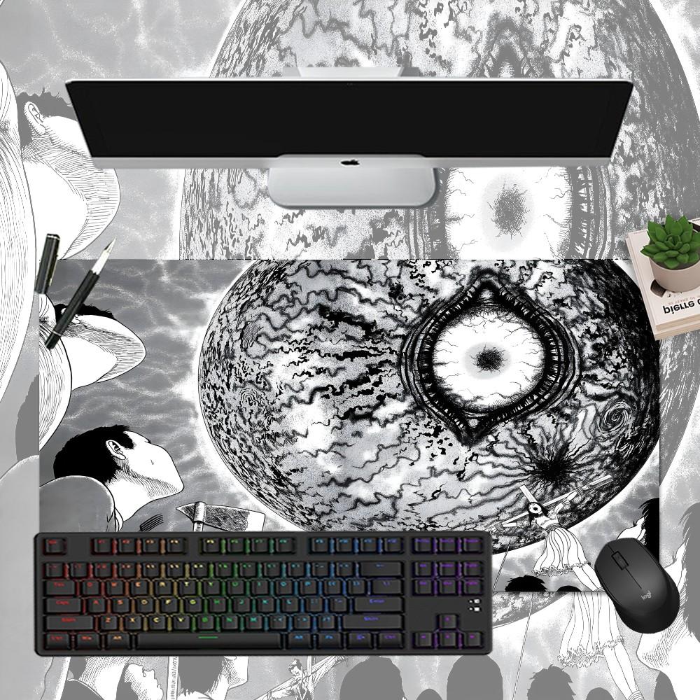 Junji Ito Tomie Kawakami Anime Mousepad Boy Pad Natural Rubber Gaming Mousepad Desk Mat Size For Gameing World Of Tanks CS GO Ze