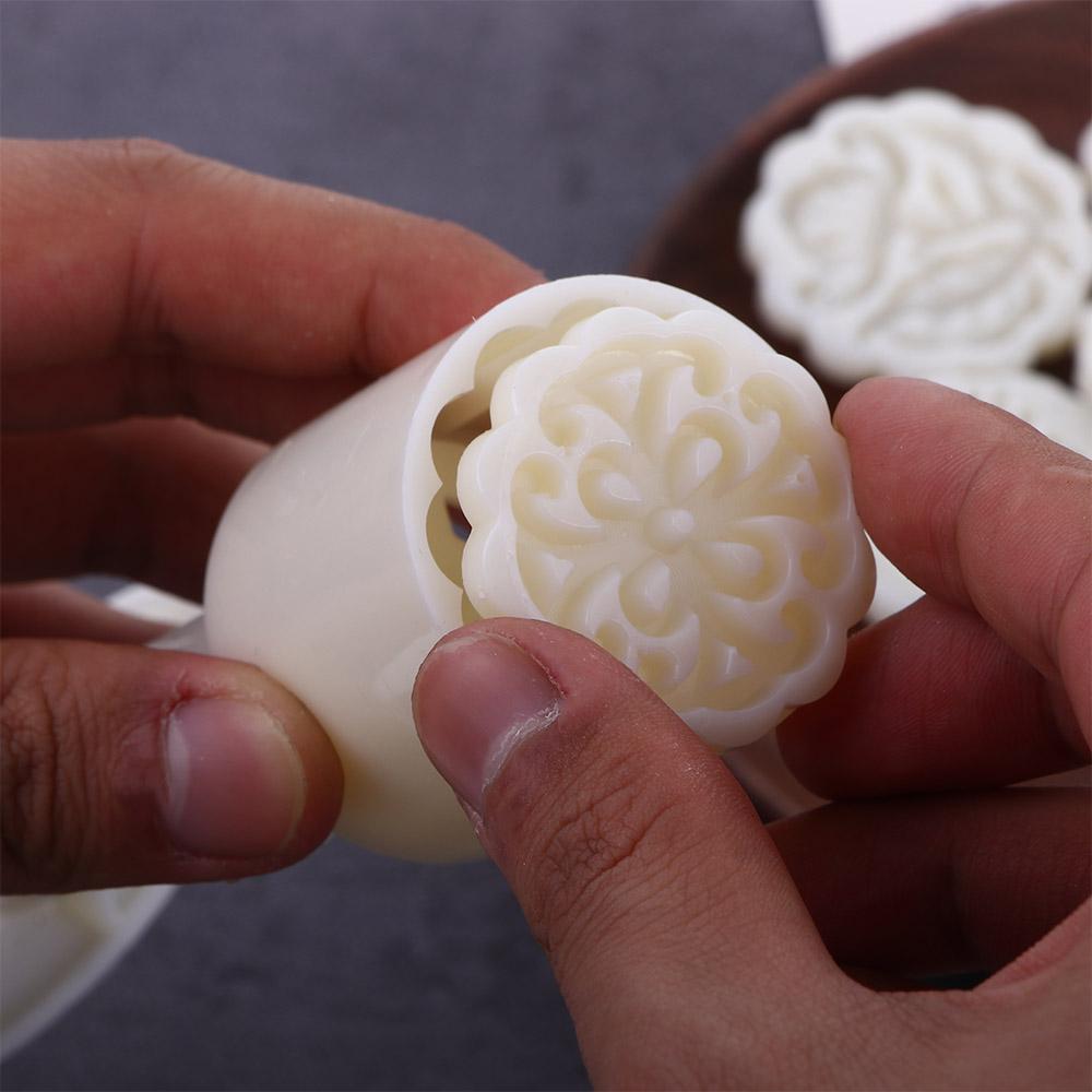 Shape Decoration Kitchen Gadgets Baking Moon Cake Mold Cookie Stamps Cookie Press Cake Plungers